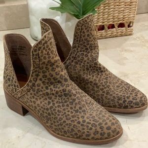 Coconuts by Matisse Leopard Print Booties